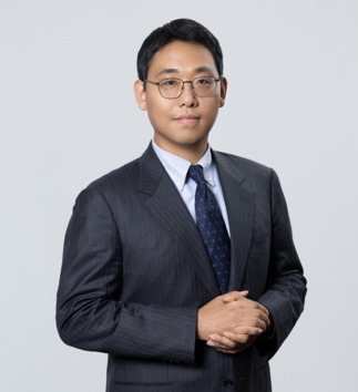 Seung Jun Hwang